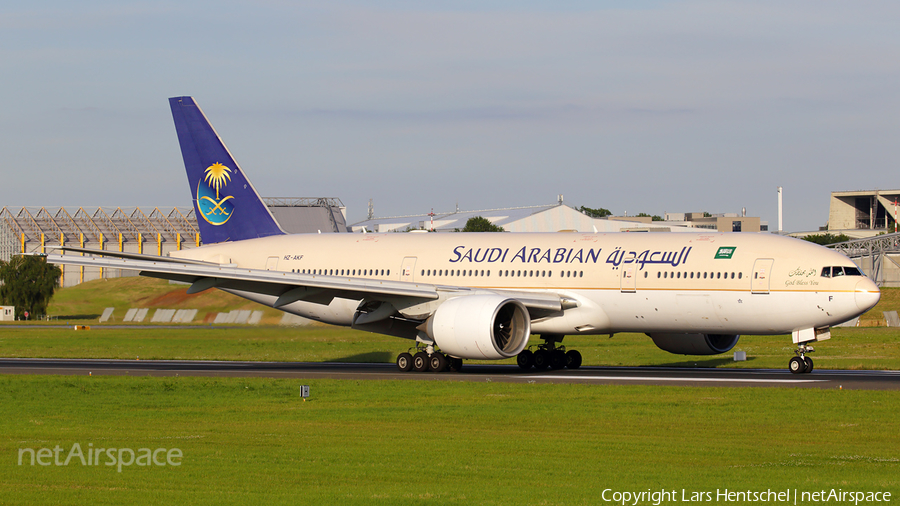 Saudi Arabian Airlines Boeing 777-268(ER) (HZ-AKF) | Photo 173945