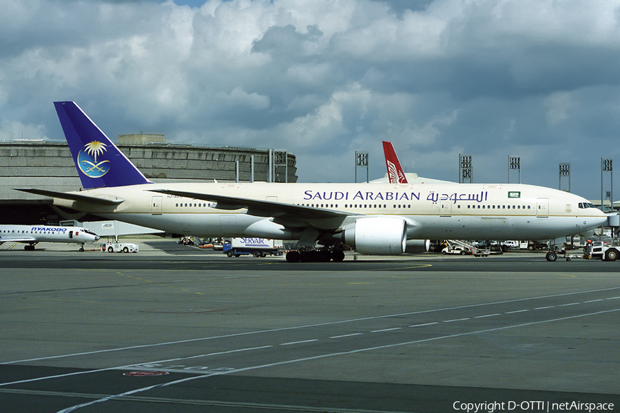 Saudi Arabian Airlines Boeing 777-268(ER) (HZ-AKG) | Photo 401559