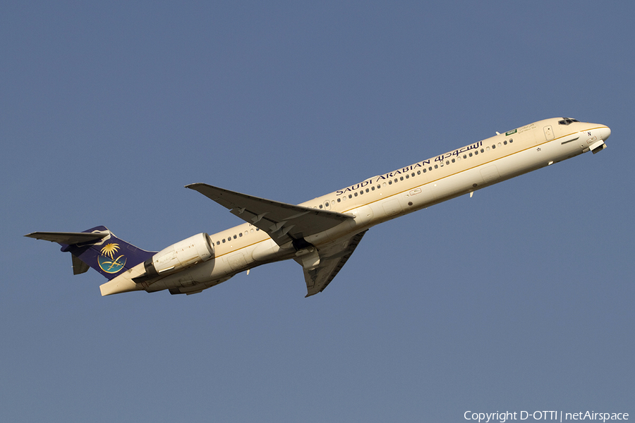 Saudi Arabian Airlines McDonnell Douglas MD-90-30 (HZ-APN) | Photo 318351