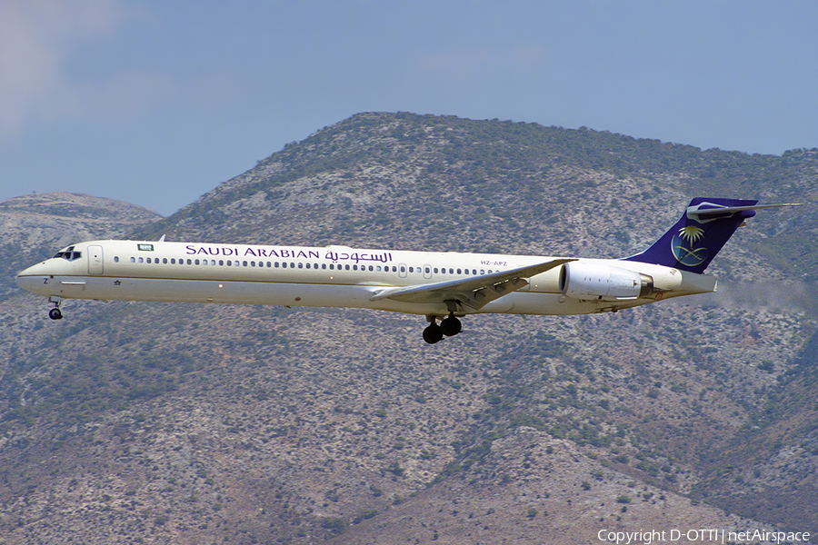 Saudi Arabian Airlines McDonnell Douglas MD-90-30 (HZ-APZ) | Photo 517266