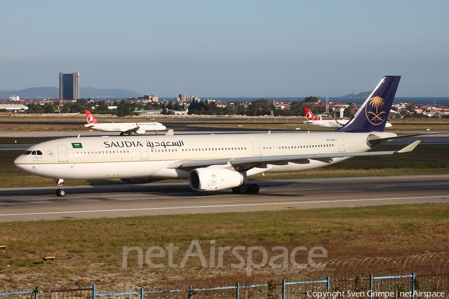 Saudi Arabian Airlines Airbus A330-343 (HZ-AQ13) | Photo 274021