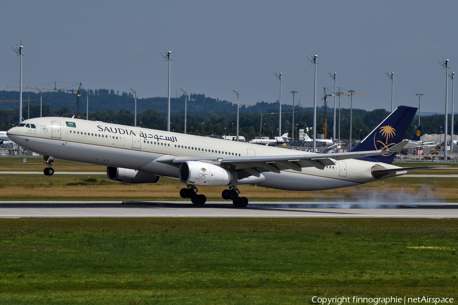 Saudi Arabian Airlines Airbus A330-343E (HZ-AQ30) | Photo 422991