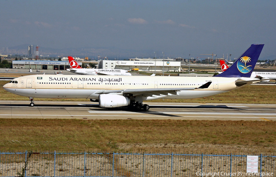 Saudi Arabian Airlines Airbus A330-343 (HZ-AQB) | Photo 77690