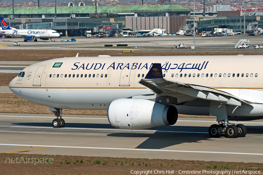 Saudi Arabian Airlines Airbus A330-343X (HZ-AQC) | Photo 33761