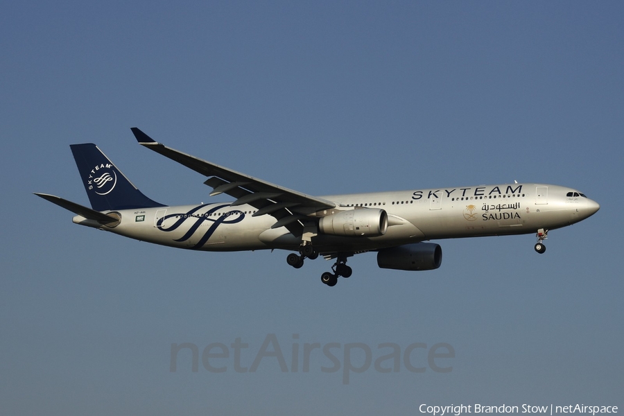 Saudi Arabian Airlines Airbus A330-343 (HZ-AQL) | Photo 315801