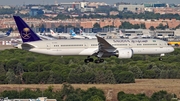 Saudi Arabian Airlines Boeing 787-9 Dreamliner (HZ-AR12) at  Madrid - Barajas, Spain