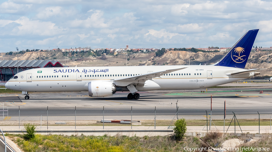 Saudi Arabian Airlines Boeing 787-9 Dreamliner (HZ-ARA) | Photo 257368