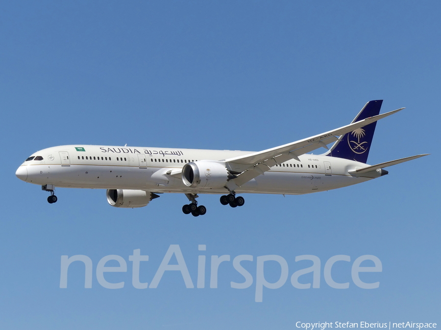 Saudi Arabian Airlines Boeing 787-9 Dreamliner (HZ-ARD) | Photo 516762