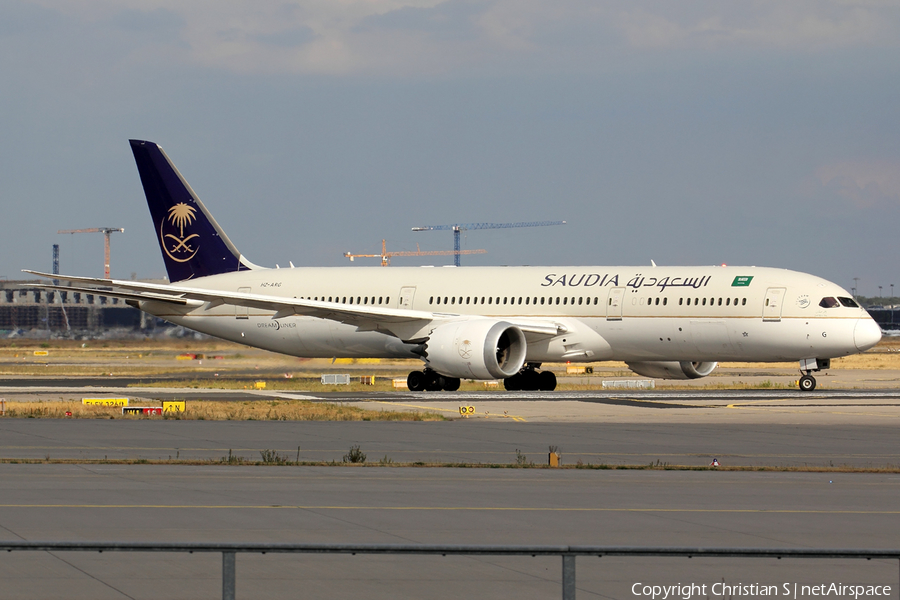 Saudi Arabian Airlines Boeing 787-9 Dreamliner (HZ-ARG) | Photo 519737
