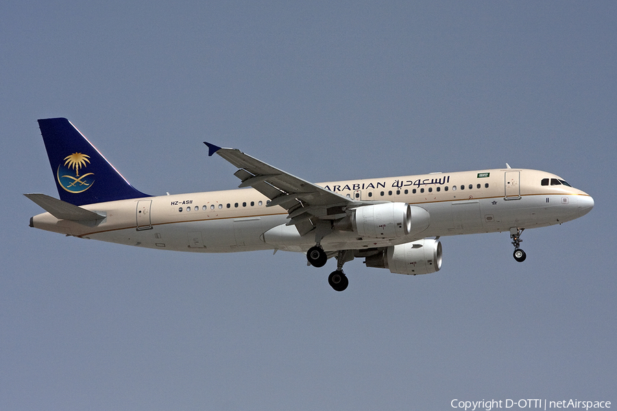 Saudi Arabian Airlines Airbus A320-214 (HZ-AS11) | Photo 286805