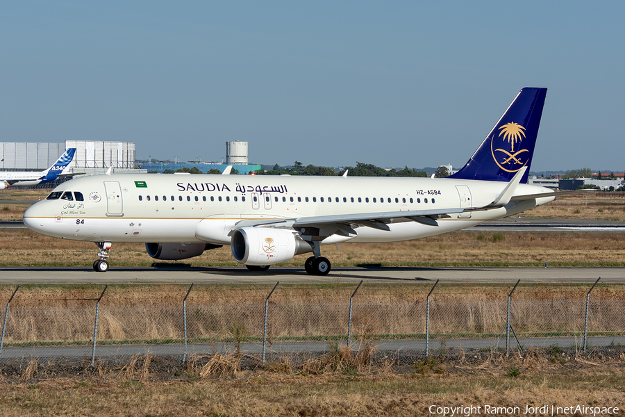 Saudi Arabian Airlines Airbus A320-214 (HZ-AS84) | Photo 267105