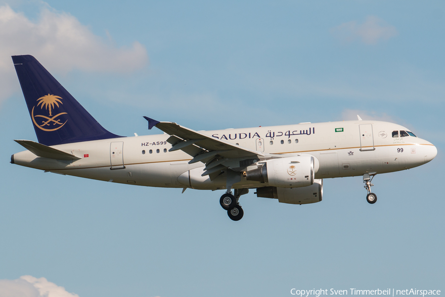 Saudi Arabian Royal Flight Airbus A318-112(CJ) Elite (HZ-AS99) | Photo 172914