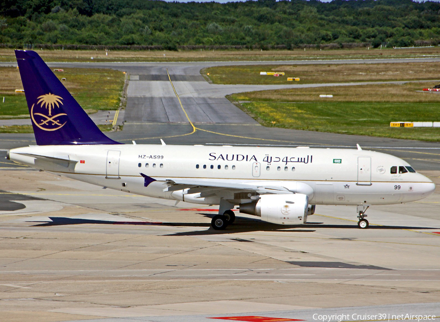 Saudi Arabian Royal Flight Airbus A318-112(CJ) Elite (HZ-AS99) | Photo 232899