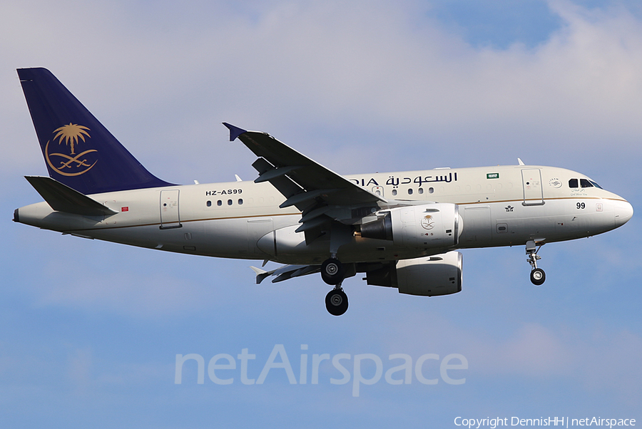 Saudi Arabian Royal Flight Airbus A318-112(CJ) Elite (HZ-AS99) | Photo 431976