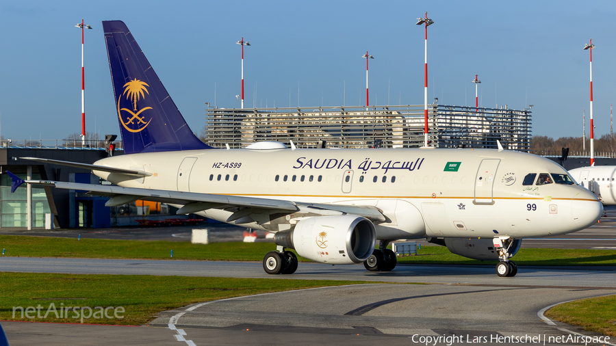 Saudi Arabian Royal Flight Airbus A318-112(CJ) Elite (HZ-AS99) | Photo 657268