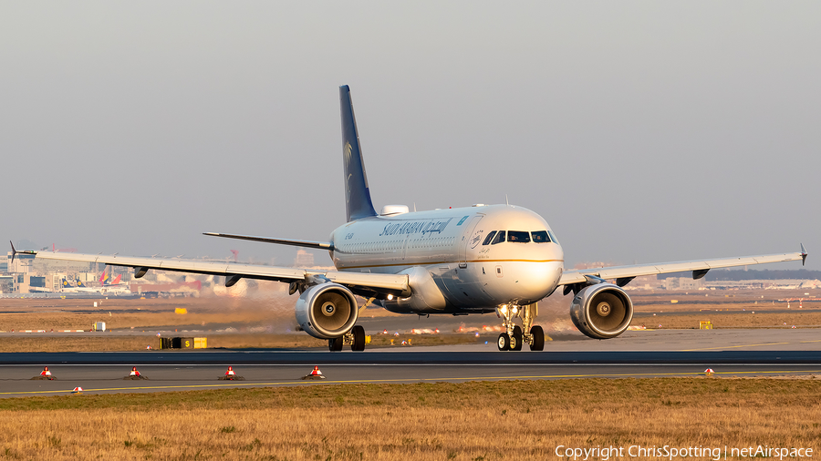 Saudi Arabian Airlines Airbus A320-214 (HZ-ASA) | Photo 290164