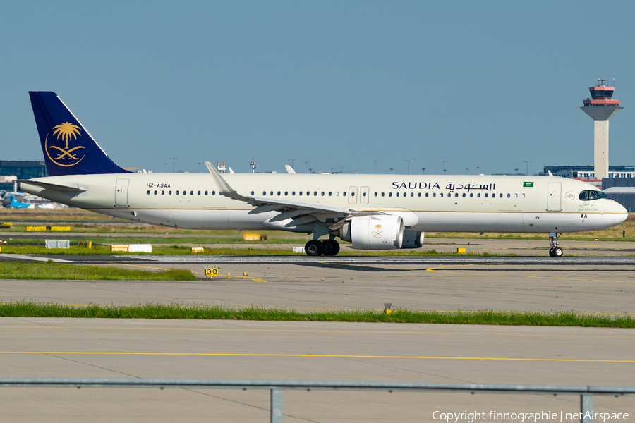Saudi Arabian Airlines Airbus A321-251NX (HZ-ASAA) | Photo 585933