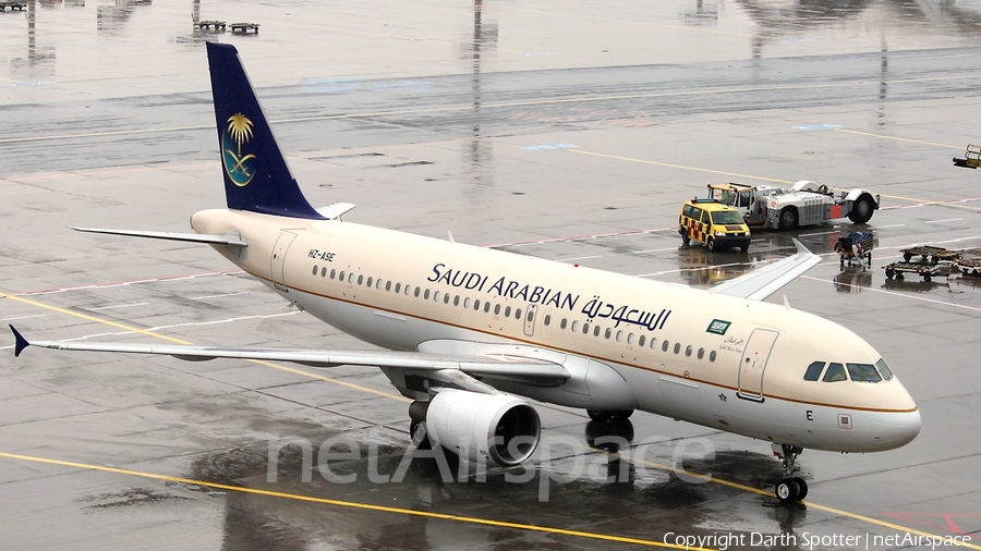 Saudi Arabian Airlines Airbus A320-214 (HZ-ASE) | Photo 206438