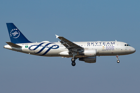 Saudi Arabian Airlines Airbus A320-214 (HZ-ASF) at  Frankfurt am Main, Germany