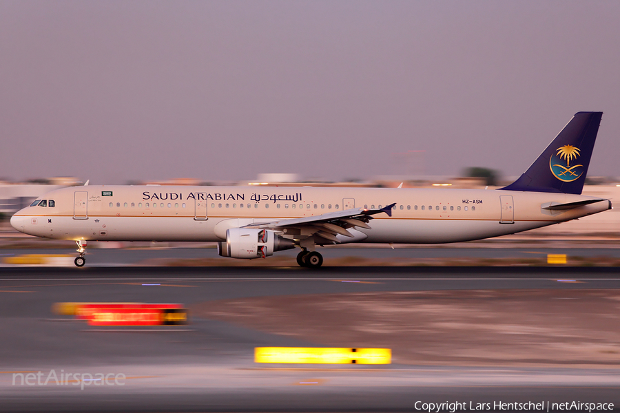 Saudi Arabian Airlines Airbus A321-211 (HZ-ASM) | Photo 396553