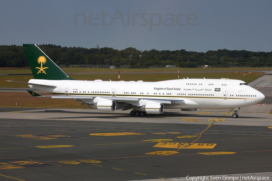 Saudi Arabian Government Boeing 747-468 (HZ-HM1) | Photo 518732