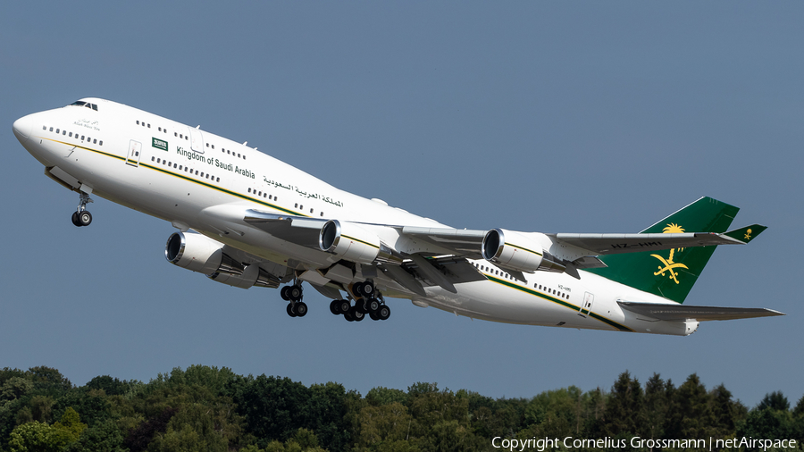 Saudi Arabian Government Boeing 747-468 (HZ-HM1) | Photo 518734