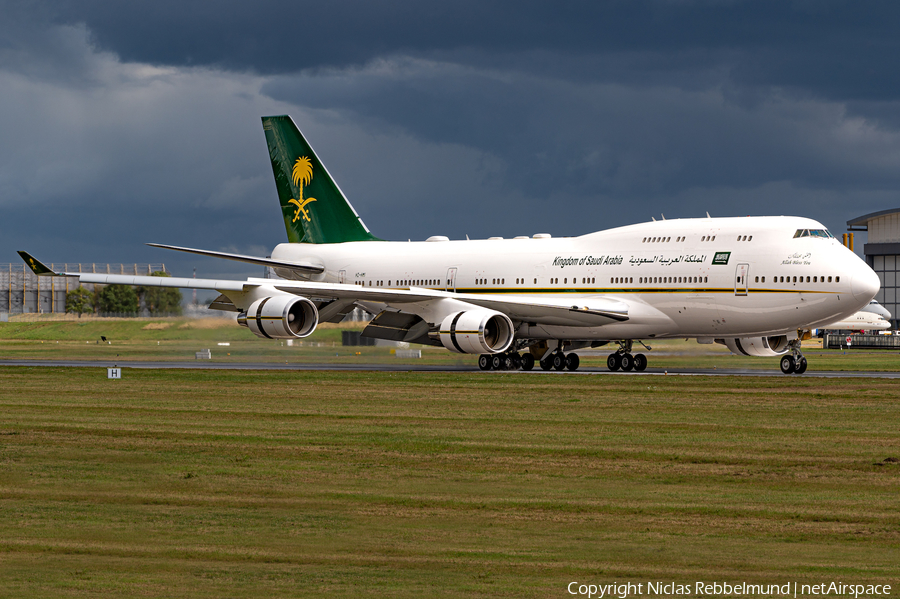 Saudi Arabian Government Boeing 747-468 (HZ-HM1) | Photo 526456