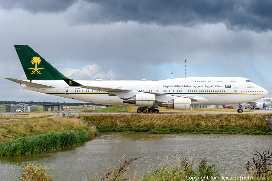 Saudi Arabian Government Boeing 747-468 (HZ-HM1) | Photo 526465