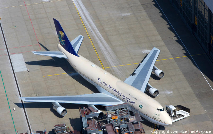 Saudi Arabian Royal Flight Boeing 747-3G1 (HZ-HM1A) | Photo 133450