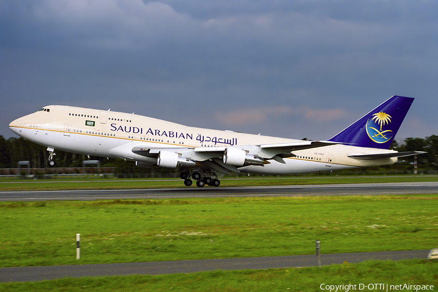 Saudi Arabian Royal Flight Boeing 747-3G1 (HZ-HM1A) | Photo 491778