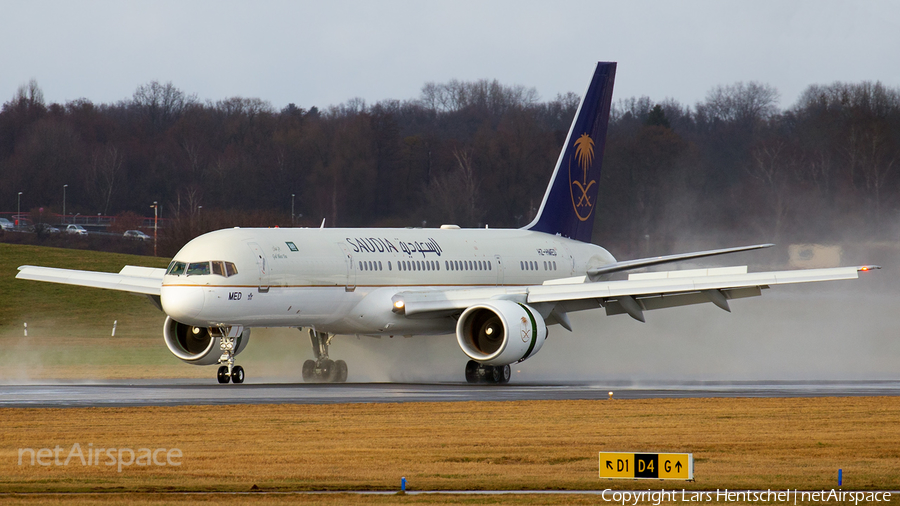 Saudi Arabian Royal Flight Boeing 757-23A (HZ-HMED) | Photo 436232