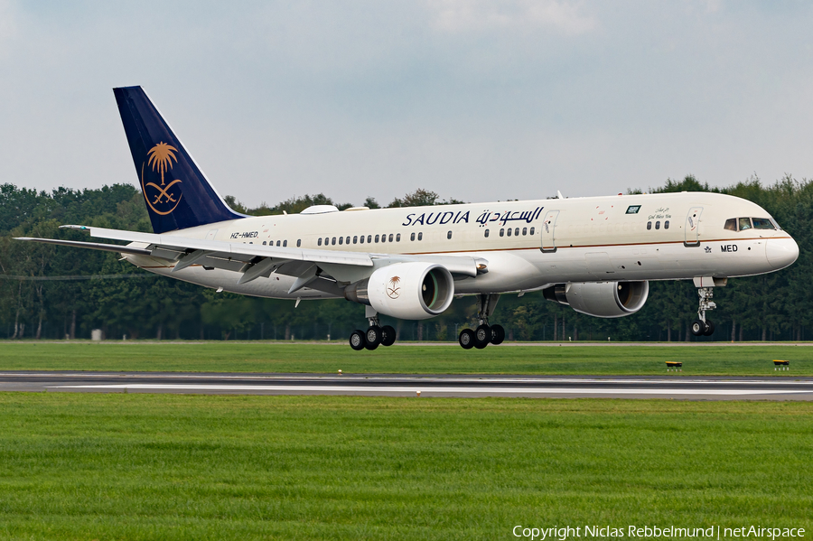 Saudi Arabian Royal Flight Boeing 757-23A (HZ-HMED) | Photo 473448