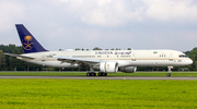 Saudi Arabian Royal Flight Boeing 757-23A (HZ-HMED) at  Hamburg - Fuhlsbuettel (Helmut Schmidt), Germany