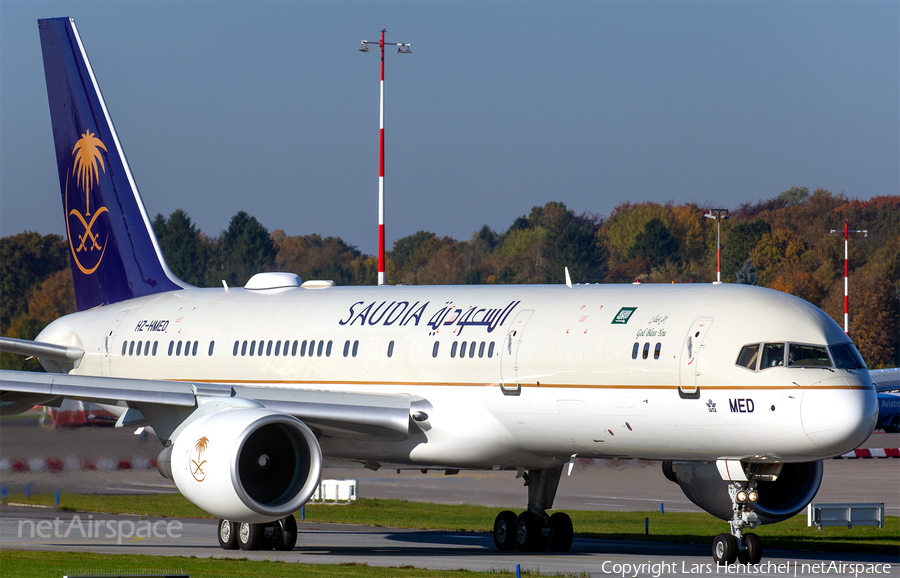 Saudi Arabian Royal Flight Boeing 757-23A (HZ-HMED) | Photo 477893