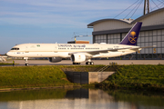 Saudi Arabian Royal Flight Boeing 757-23A (HZ-HMED) at  Hamburg - Fuhlsbuettel (Helmut Schmidt), Germany