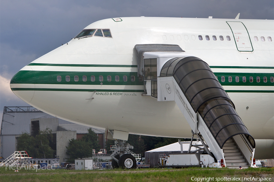 Kingdom Holding Boeing 747-4J6 (HZ-WBT7) | Photo 51703
