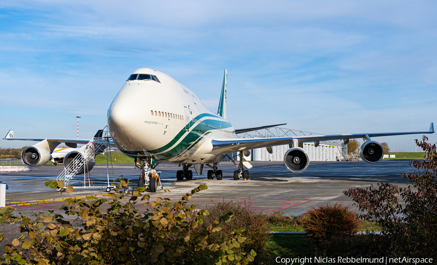 Kingdom Holding Boeing 747-4J6 (HZ-WBT7) | Photo 357479