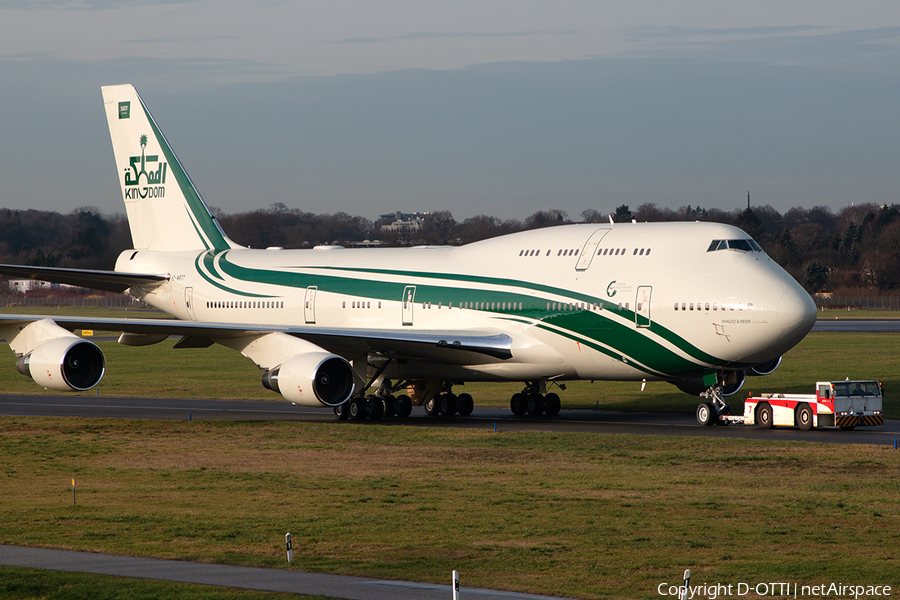 Kingdom Holding Boeing 747-4J6 (HZ-WBT7) | Photo 363250