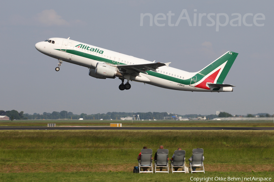 Alitalia Airbus A320-214 (I-BIKA) | Photo 245945