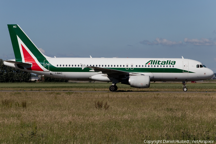 Alitalia Airbus A320-214 (I-BIKC) | Photo 411192