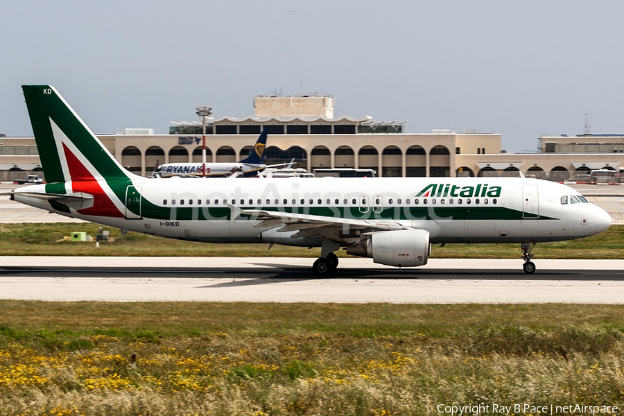 Alitalia Airbus A320-214 (I-BIKD) | Photo 314904