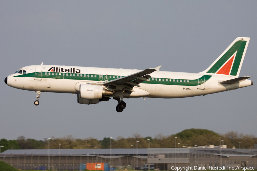Alitalia Airbus A320-214 (I-BIKE) | Photo 544161