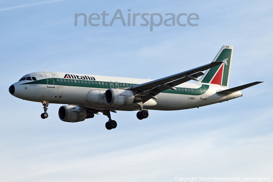Alitalia Airbus A320-214 (I-BIKF) | Photo 669556