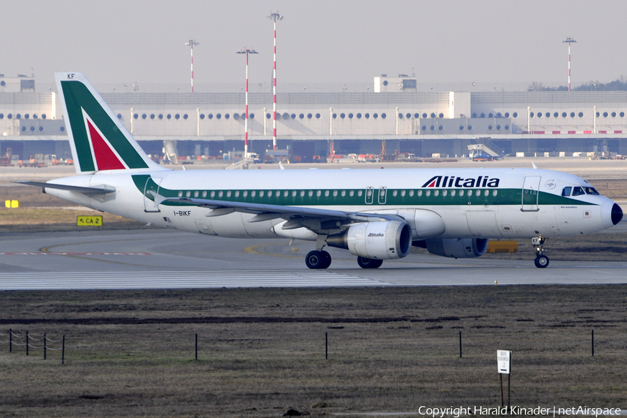 Alitalia Airbus A320-214 (I-BIKF) | Photo 308930