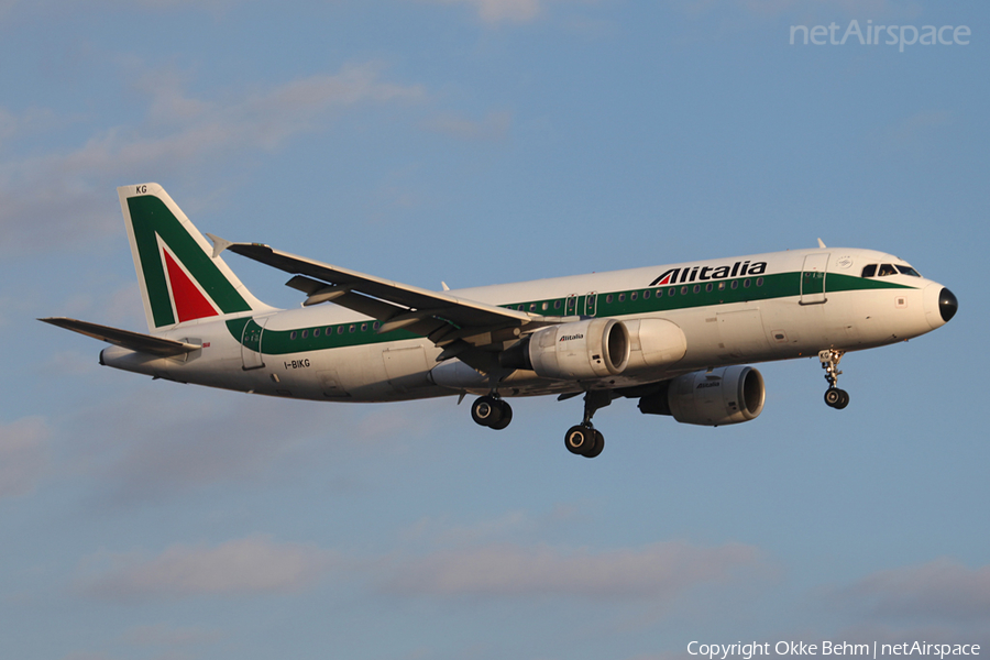 Alitalia Airbus A320-214 (I-BIKG) | Photo 57699