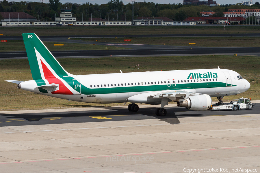 Alitalia Airbus A320-214 (I-BIKO) | Photo 381373