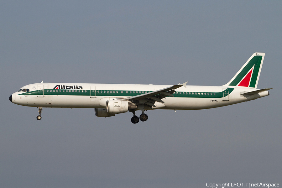 Alitalia Airbus A321-112 (I-BIXL) | Photo 384365