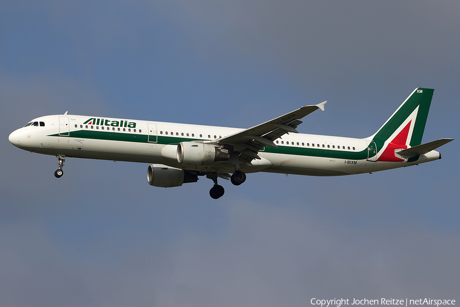 Alitalia Airbus A321-112 (I-BIXM) | Photo 33544