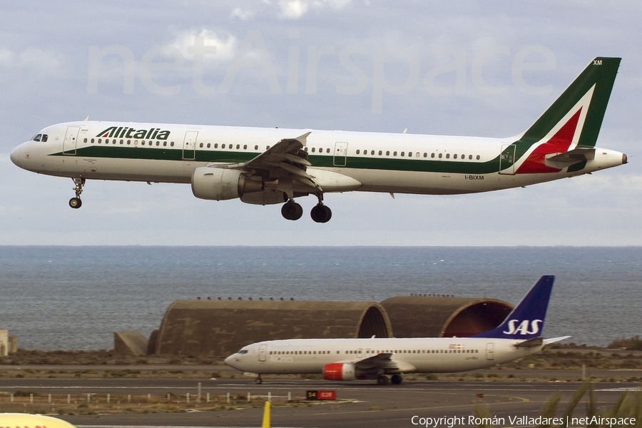 Alitalia Airbus A321-112 (I-BIXM) | Photo 337489