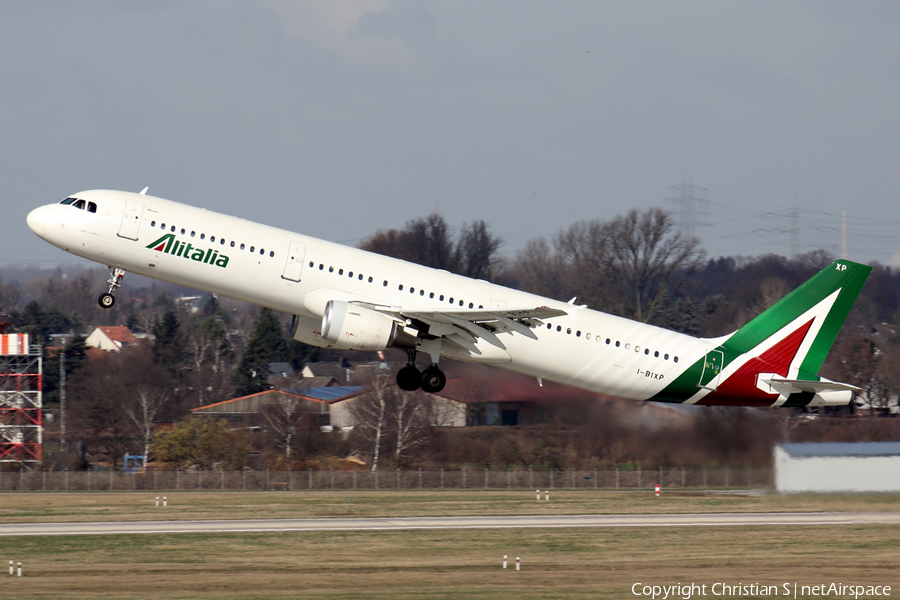 Alitalia Airbus A321-112 (I-BIXP) | Photo 150093